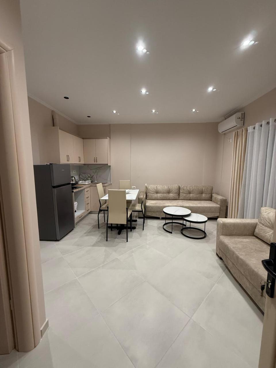 Eleana'S Apartament Саранда Номер фото