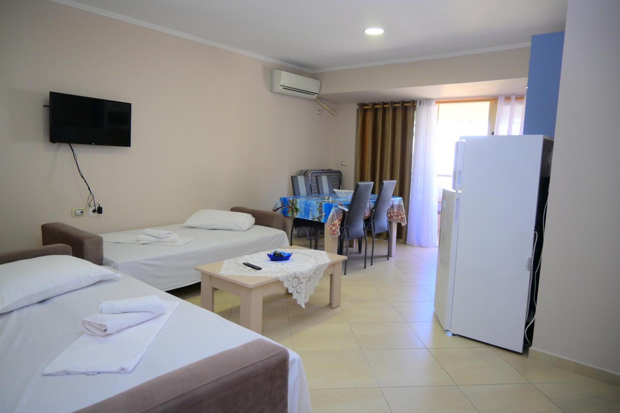 Eleana'S Apartament Саранда Екстер'єр фото